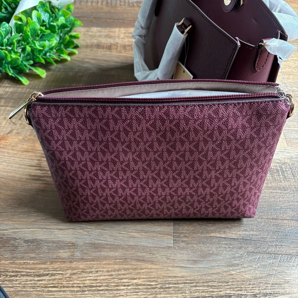 NWT Michael Kors Charlotte Medium Saffiano Leather Tote Bag - Picture 14 of 16